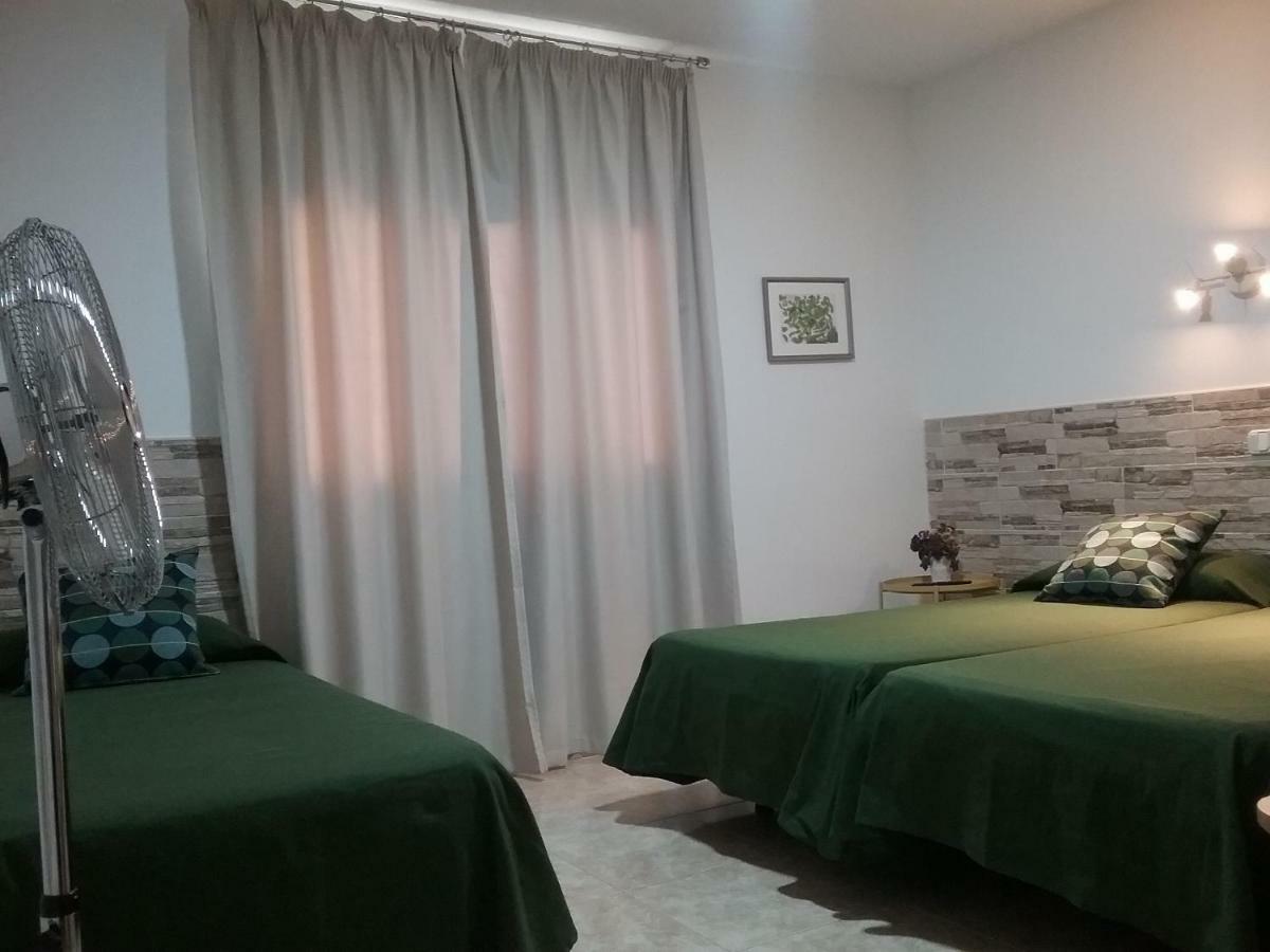 Residencia Cardona Alberg *